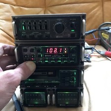 CLARION G-80 TURM. DIE HIFI UND TUNING IKONE DER 80er. MIT VOLLER FUNKTION 