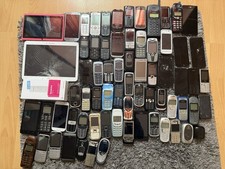 Konvolut alte Handys - Nokia, iPhone, Samsung….
