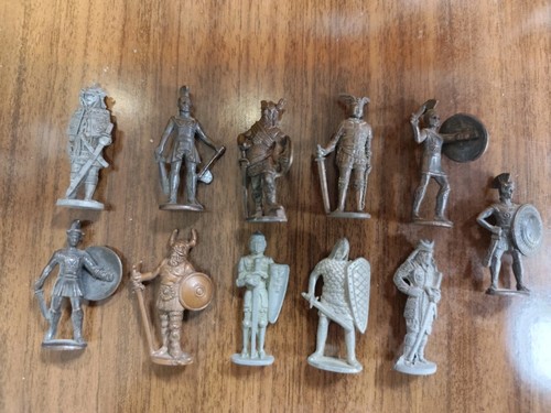 Alte metallfiguren elten - Ü,