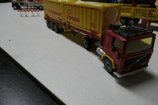 SIKU Modell V318 VOLVO Container Truck in gelb aus Sammlung