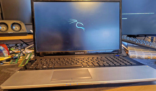 Samsung np300e7a kali - 17",