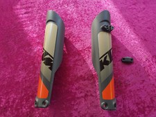 KTM 690 SMC-R/Enduro-R Gabelschutzkit 77701094100BJB  +  Klemme 77701085100BJ