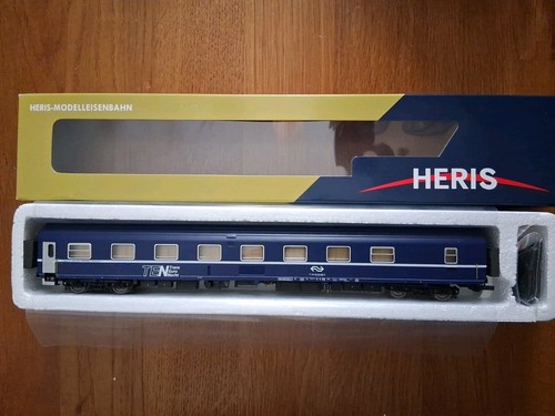 Heris 12092 schlafwagen - h0,