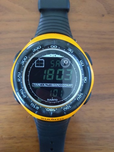 Suunto vector gelbe armbanduhr - vector,