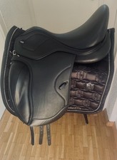 Monoblatt Dressursattel Ikonic