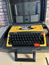 Reise-Schreibmaschine Original Brother 262 Deluxe TR mit Koffer Gut Erhalten