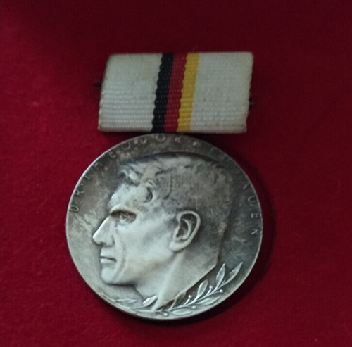 Ddr orden theodor neubauer - dr.,