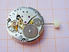 1 älteres neuwertiges Handaufzug Werk Durowe  Int  Kaliber 7415-4 gangbar 