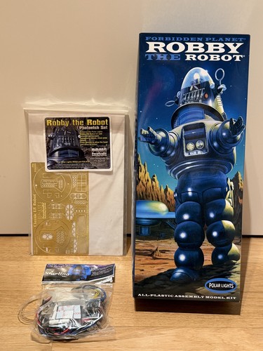 Robby the robot - robby,
