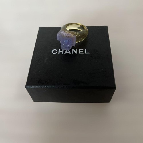 Chanel lila kamelie harz - chanel,