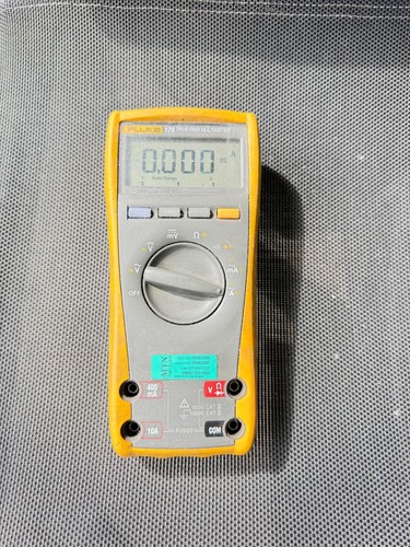 Fluke 175 true rms multimeter - 175,