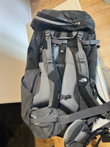 The north face top - the,