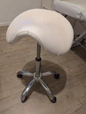 Rollhocker Drehhocker Kosmetikhocker Praxishocker