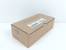 Omron Servomotor R7M-A40030-BS1-D 200V 3000 r/min Motor UNUSED & OVP