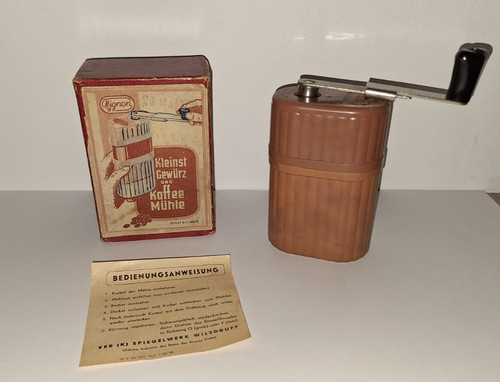 Alte reisekaffeemühle mignon - alte,