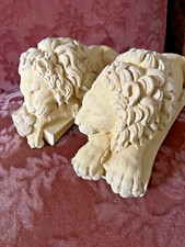 Kunststein geformte schlafende