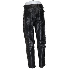 Halvarssons, Lederhose