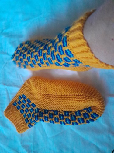 Handgestrickte socken - handgestrickte,