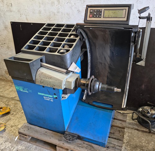 Wuchtmaschine radwuchtmaschine - wuchtmaschine,