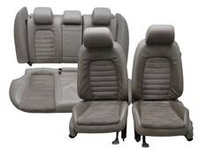 Sitze vorne hinten Leder