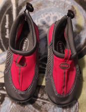 Mädchen Badeschuhe gr. 30 von