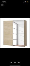 Kleiderschrank