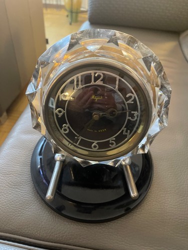 Kamin kommode uhr majak - /,