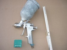 Farbspritzpistole Lackierpistole Air Gunsa HZE 30 mit 2 Satz Düsen