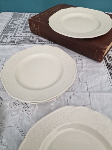 Vintage royal tudor ware - vintage, creme