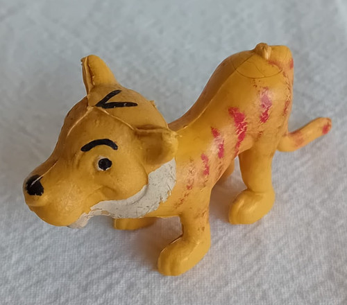 Fremdfigur yellow - Ü-ei,