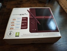 Nintendo DSi XL 256 MB Bordeauxrot Handheld-Spielkonsole + 8 Spiele