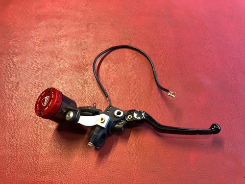 D67 ducati st4 996 - st4, s