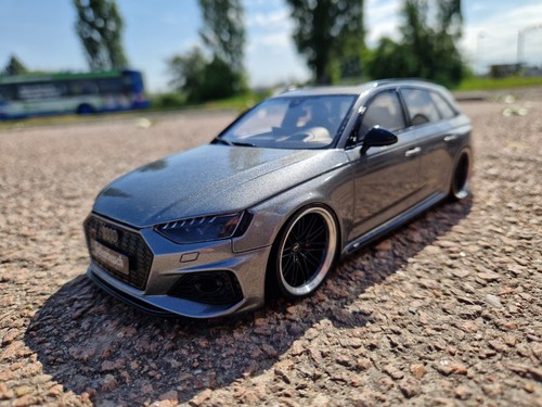 Audi rs4 avant tiefer - 1:18,
