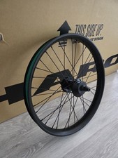 Premium Team Hinterrad RHD mit