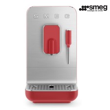 SMEG Kaffeevollautomat mit Dampffunktion BCC02RD Rot - Gebrauchsspuren