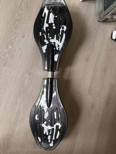 Waveboard schwarz weiß mit