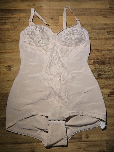 Triumph hosen korselett - triumph, poesie