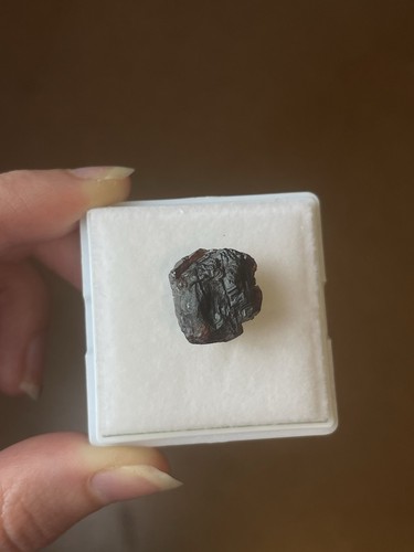 Etched granat mineral - etched,