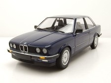 BMW 323i E30 1982 blau