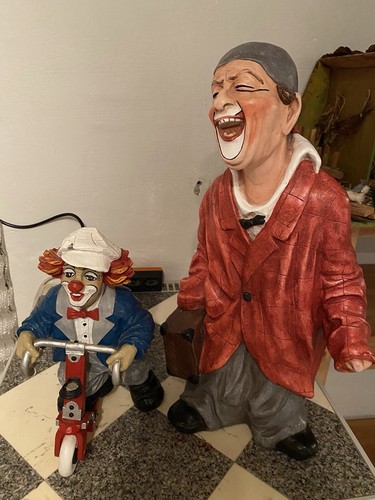 Clowns figuren groß und - groß,