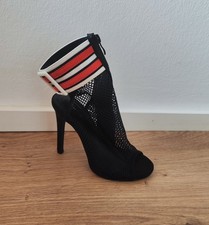 Schwarze High Heels mit Mesh-Design & eleganter Schnalle extravagant sexy Gr. 36