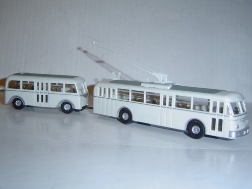 Oberleitungsbus bus - oberleitungsbus, o-bus
