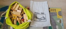 Holzsteine Domino Rally