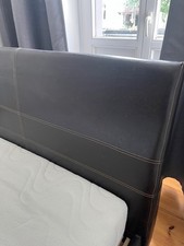 Bett 140x200 aus Kunstleder mit Matratze und Lattenrost