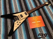 Gibson Custom Shop 1967 Flying