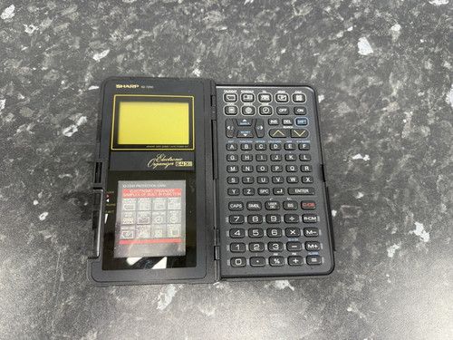 Vintage sharp 7200 64kb - iq-7200,