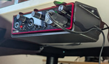 Untertischhalterung für