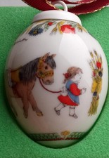 Hutschenreuther Mini Ei 1992 Jahresei  Pferde year egg Osterei horse