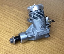 Super Tigre G40 RC (6,47cc)