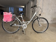 Stadtfahrrad zu verkaufen – Guter Zustand	•	Modell: Alu City Star